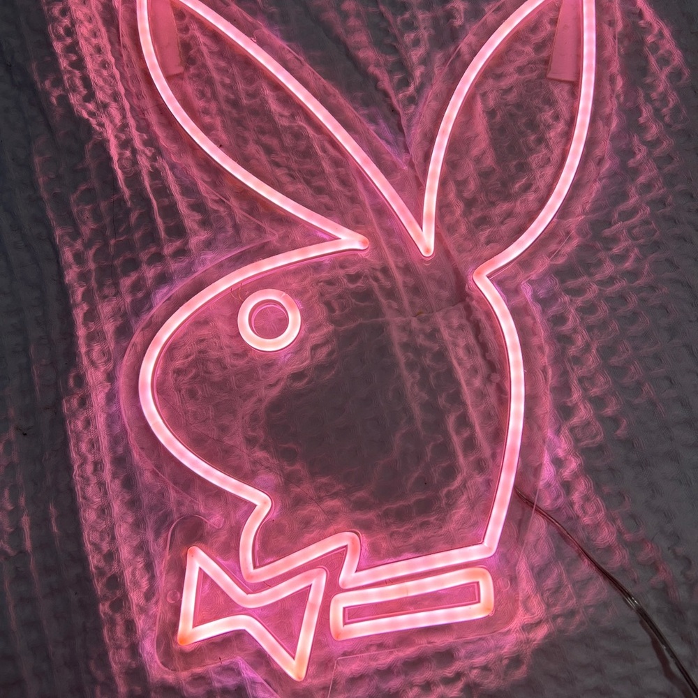 PLAYBOY Pink Neon Bunny Light